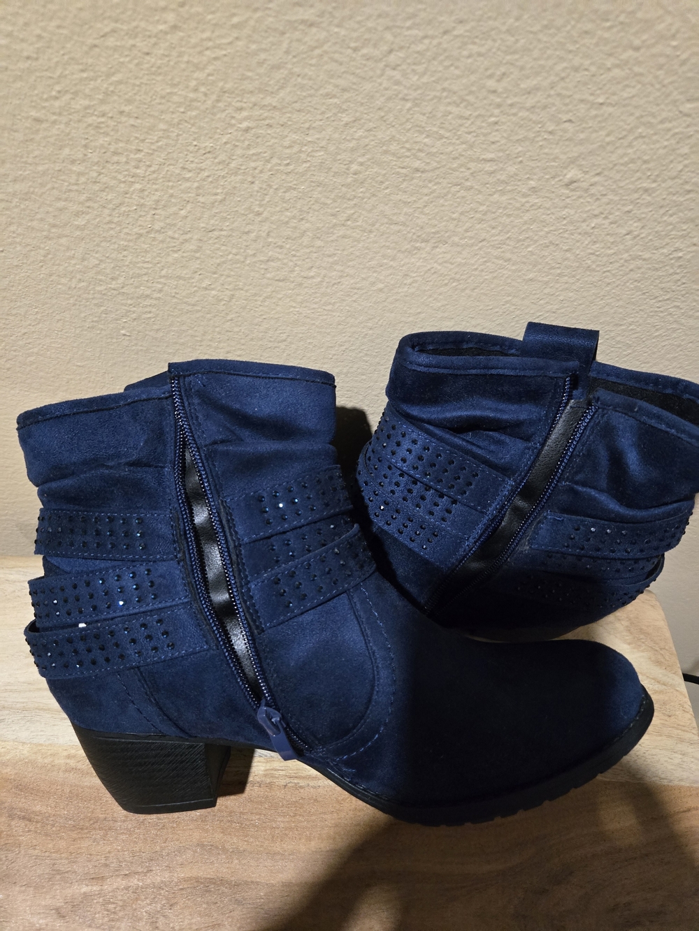 VJH Confort Navy Suede Ankle Booties with Studded Straps